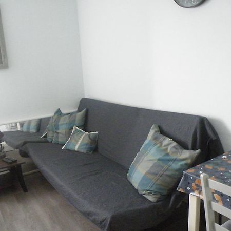 Charmant F2 De 30M2 Moin Cher A 25 Min De Paris Jusqu'A 5 Personnes Le Mee-sur-Seine Exterior photo